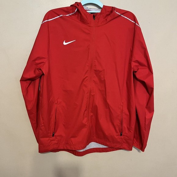 NWT $140 Nike Running Nylon Jacket Reflective Mens Size Large AJ3654-657‎ Red - Picture 2 of 9